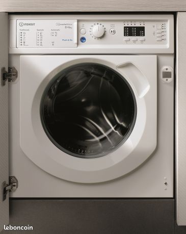 INDESIT - Lave linge sechant encastrable BI WDIL 861484 EU 8+6KG, 1400 tr/mn
