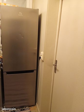 Indesit refrigirateur