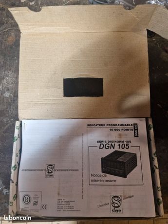 Indicateur programmable SFERE DGN105MAR REGULATEUR DE TEMPERATURE 24/48 VDC neuf