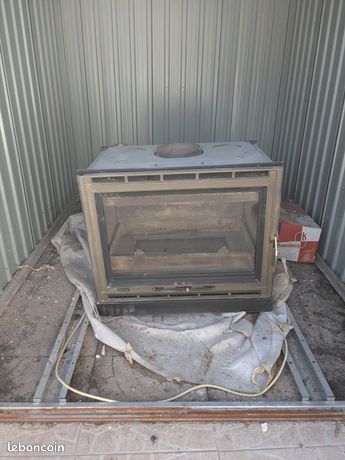 Insert à bois et tuyauterie