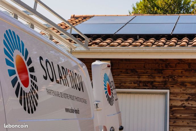 Installateur de panneaux photovoltaïques