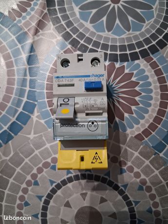 Interrupteur différentiel 40A 30mA Hager