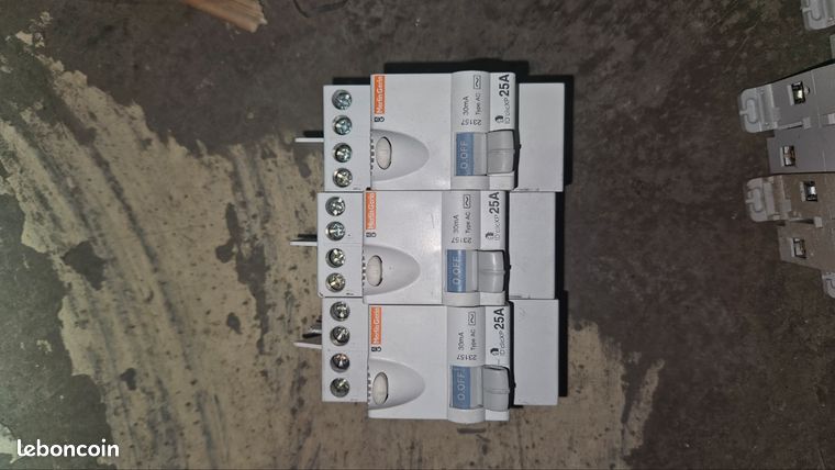 Interrupteur différentiel Merlin gerin