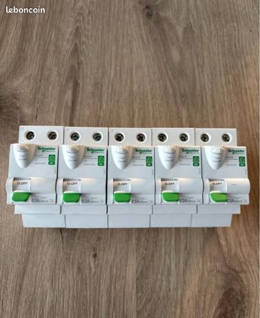 Interrupteur différentiel SCHNEIDER 30mA 63A type A