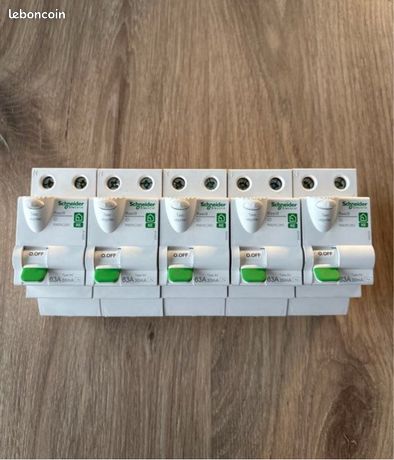 Interrupteur différentiel SCHNEIDER 30mA 63A type AC