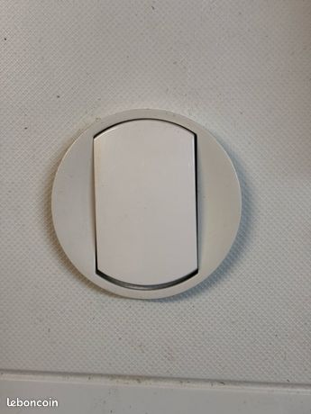 Interrupteur et poussoir Legrand Celiane