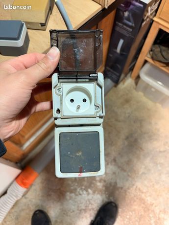 Interrupteur+ prise Legrand