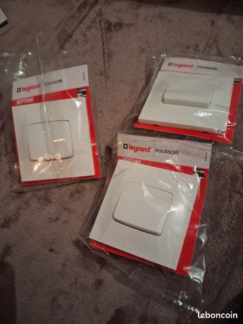 Interrupteurd poussoirs