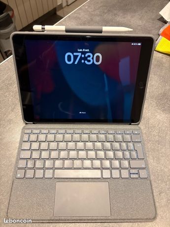 Ipad 8 wifi 4G + Apple Pencil + clavier Logitech combo touch
