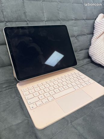 IPad Air 5e génération + coque clavier