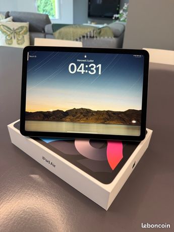 IPad Air 4 noir 64 GO