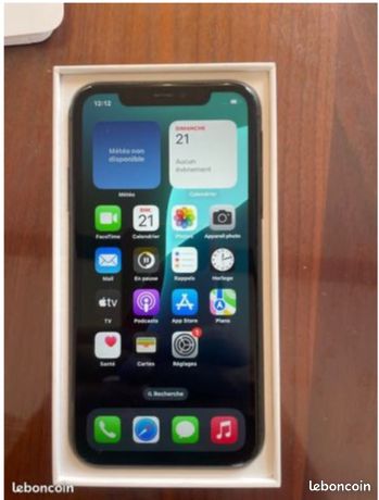 Iphone 11 noir - 64Go