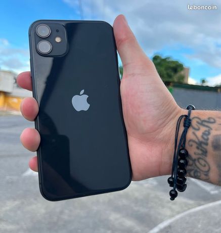IPhone 11 Apple
