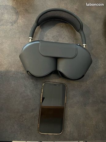 IPhone 12 Pro et AirPods Max