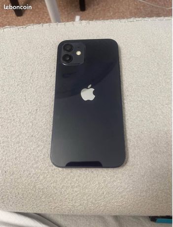 IPhone 12 top
