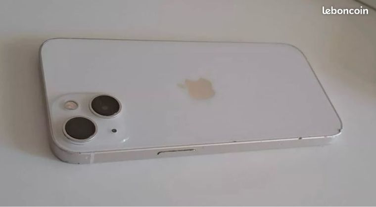 IPhone 13 mini, en excellent état, sans aucune rayure