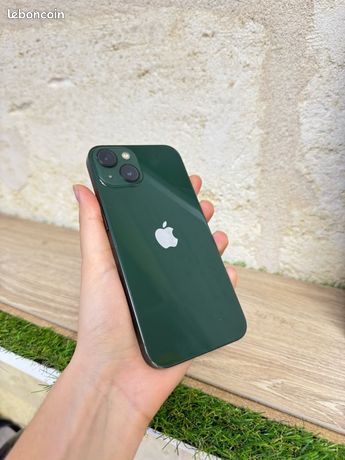 IPhone 13 vert avec ACCESSOIRES
