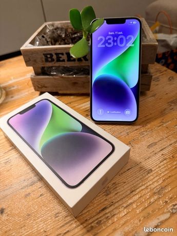 IPhone 14 Mauve 128G avec accessoires