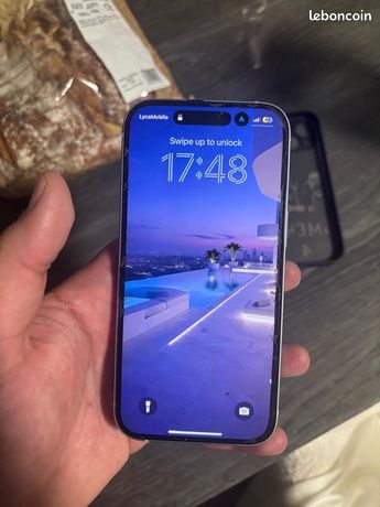 IPhone 15 128GB - Bleu - Neuf vitre arrière fissuré