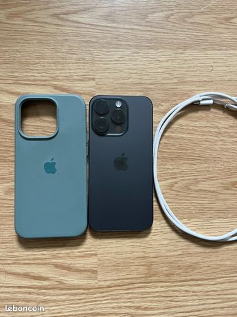 IPhone 15 PRO 128 GO 90% BATTERIE