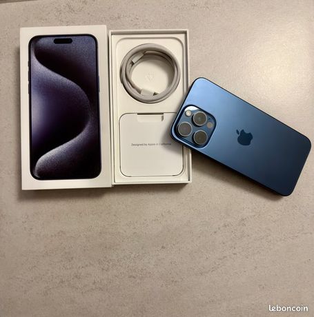 IPhone 15 Pro Max 512 Go Bleu Très bon état