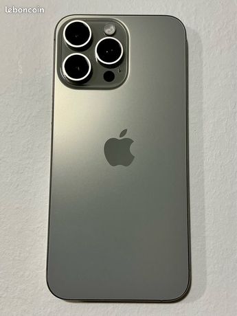 IPhone 15 pro Max encore 256 Go Titane naturel