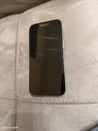 Iphone 15 vert 128go