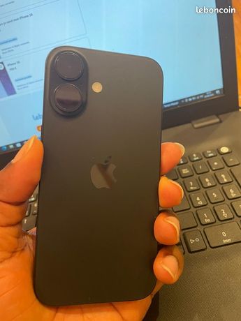 IPhone 16 128go état neuf batterie 100%