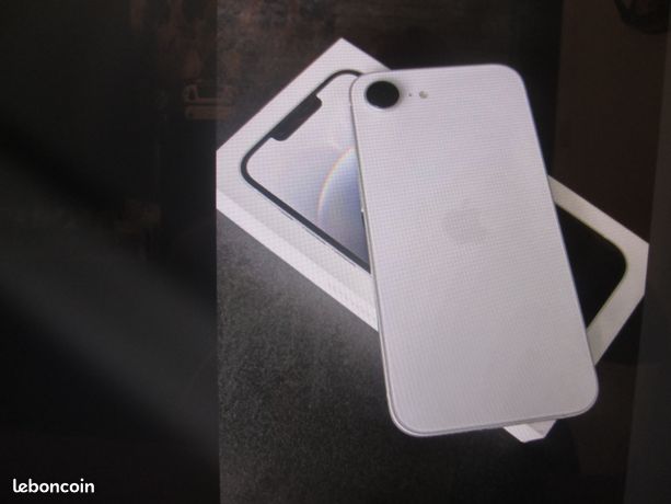 Iphone 16 e 128 go blanc