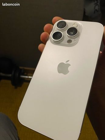 IPhone 16 pro 128go titane blanc