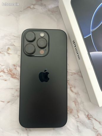iPhone 16 Pro 256 Go Noir Titane