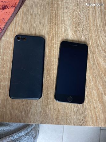 IPhone 8 noir 64 giga