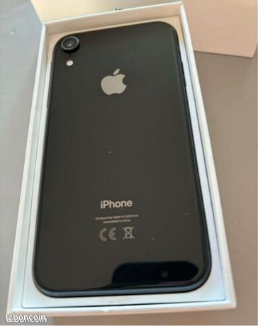 IPhone XR avec accessoires