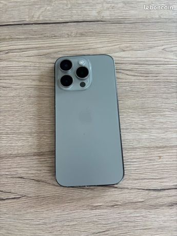 IPhone 15 pro 128go