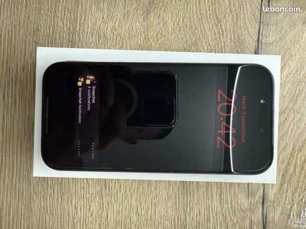 IPhone 16 pro 128 GB titane naturel