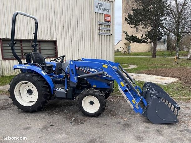 Iseki 28900TTC A SAISIR / 39CV HST 4 ROUES