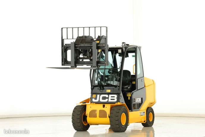 JCB TLT-30-19-D-2-WD - Chariot élévateur