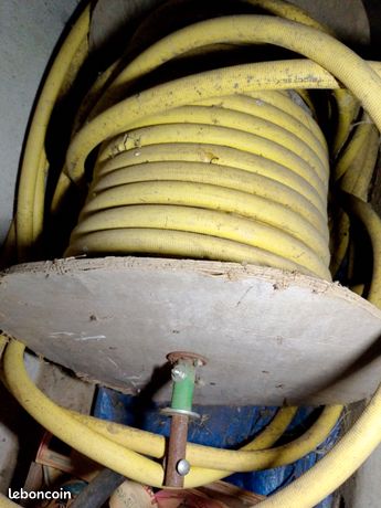 Je vends du gros tuyau