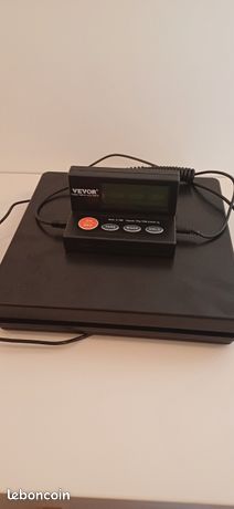 Je vends une balance postale numérique
