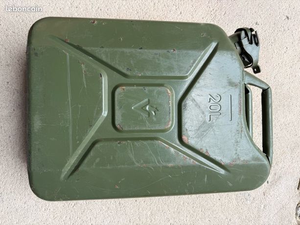 Jerricanes en métal