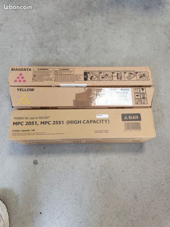 Jeu de 3 cartouches d'encre Neufnoir/jaune/magenta Pour Ricoh MPC 2051/2551