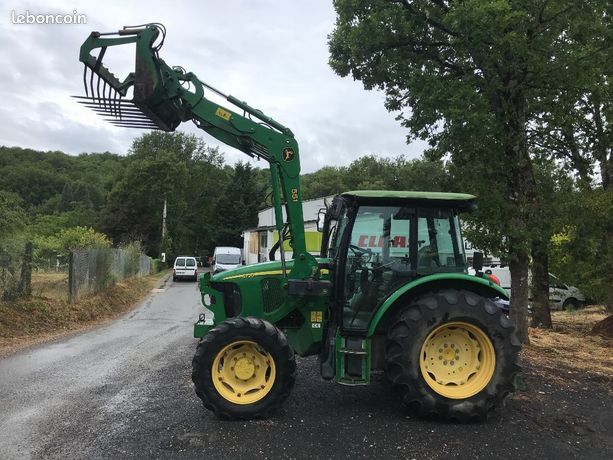 John Deere 5720