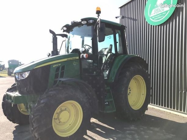 John Deere 6100M