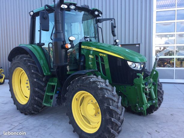 John Deere 6110M