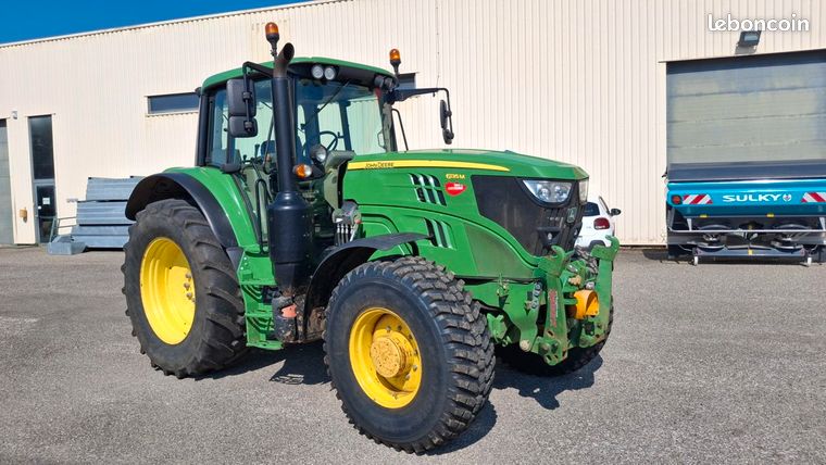 John Deere 6135M