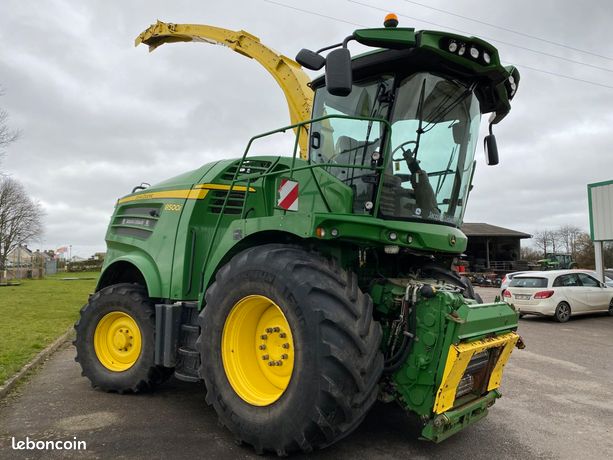 John Deere 8500
