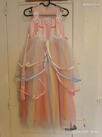 Jouet robe déguisément licorne 9/10 ans fille