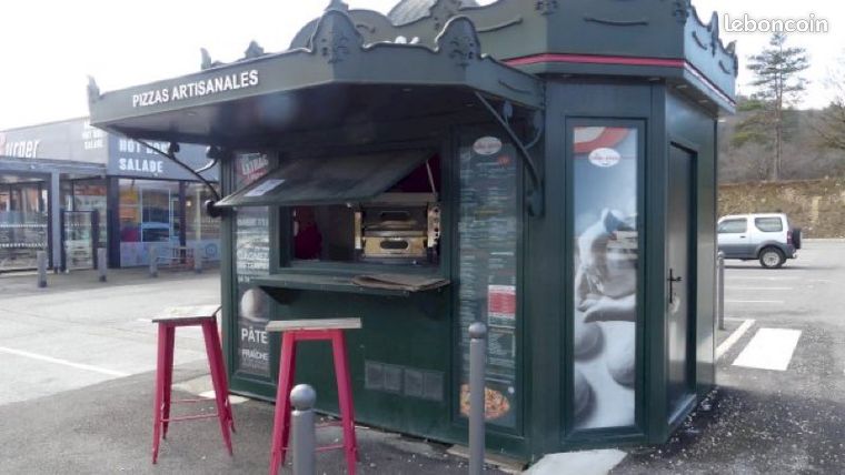 Kiosque à pizza entièrement équipé