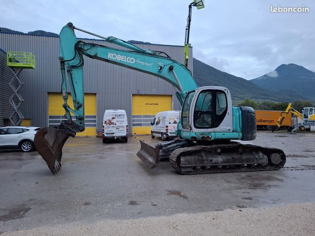 Kobelco SK235