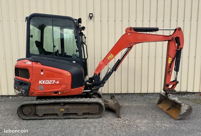Kubota KX027-4